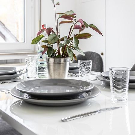 Ferienwohnung/Messewohnung Keulen Buitenkant foto